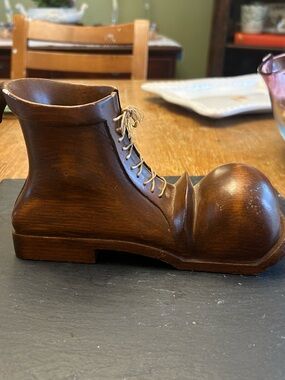 Brown Men's Lace-Up Boot Shoe Decor